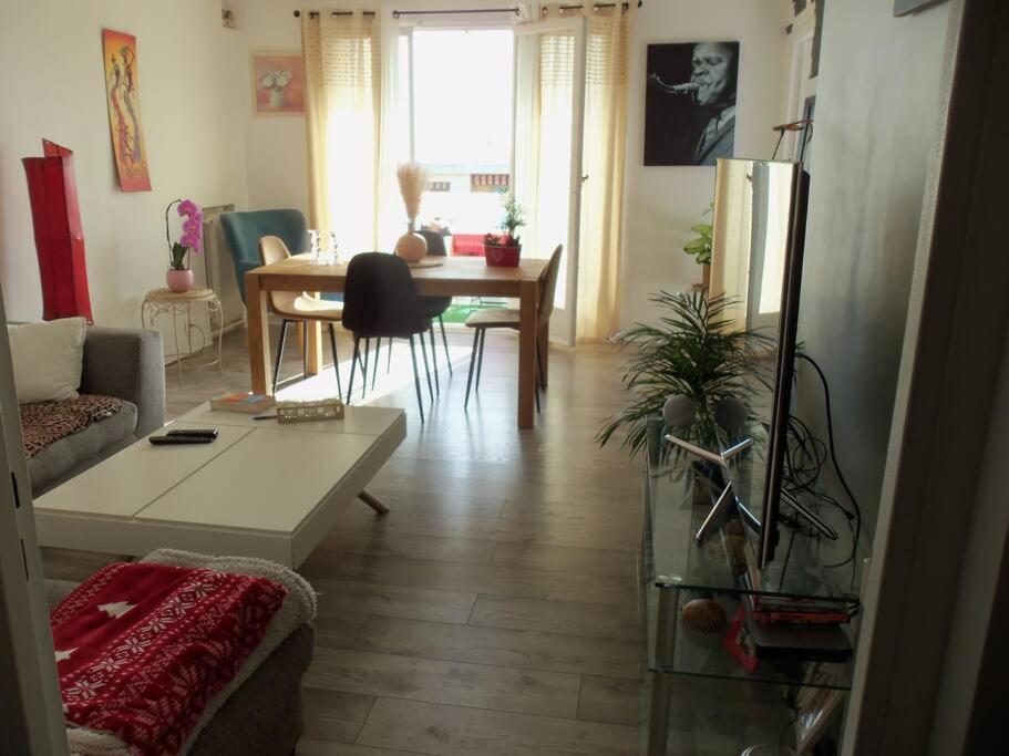 Appartement Vue Mer Acces Plage أنتيب المظهر الخارجي الصورة
